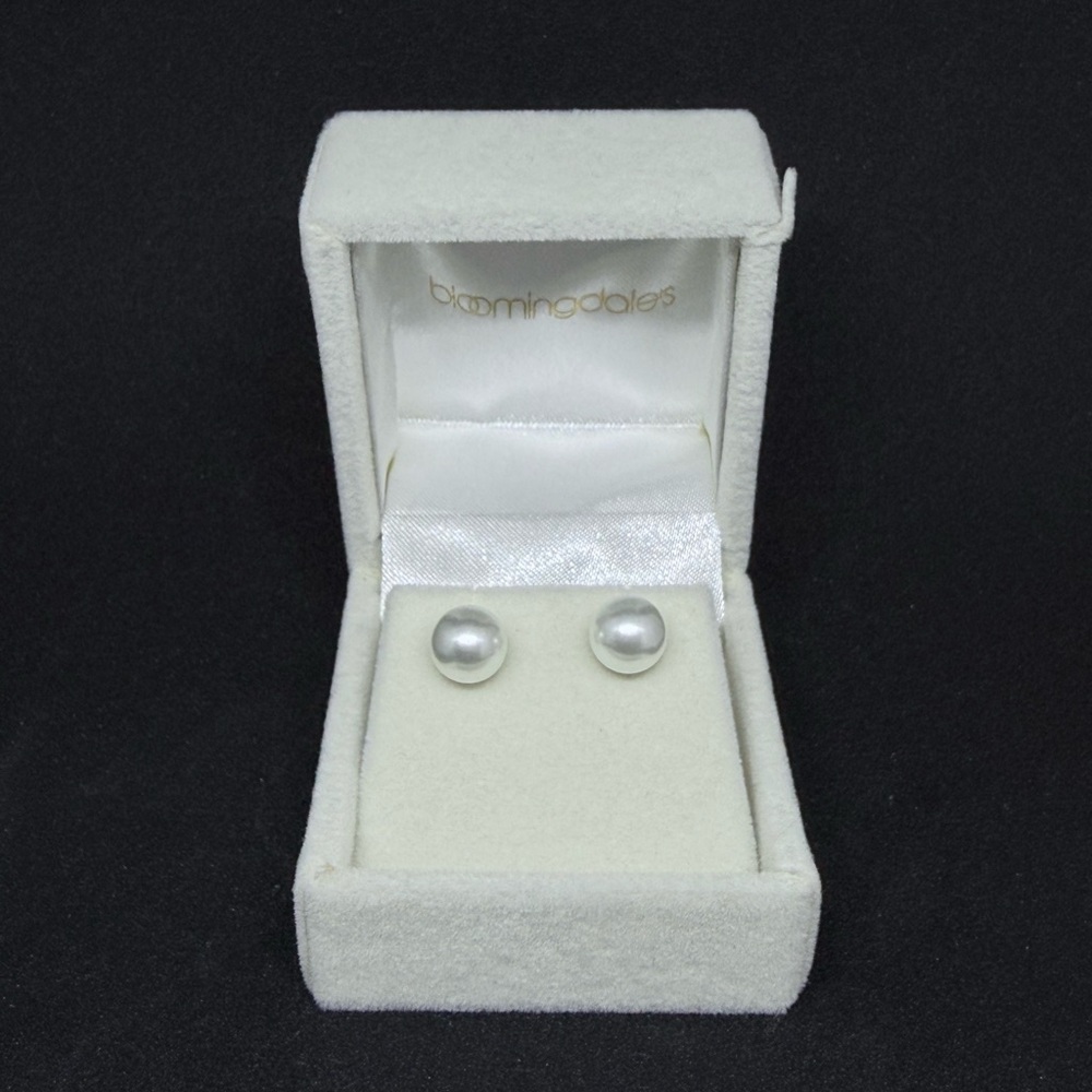 Bloomingdale's Silver Pearl Earrings